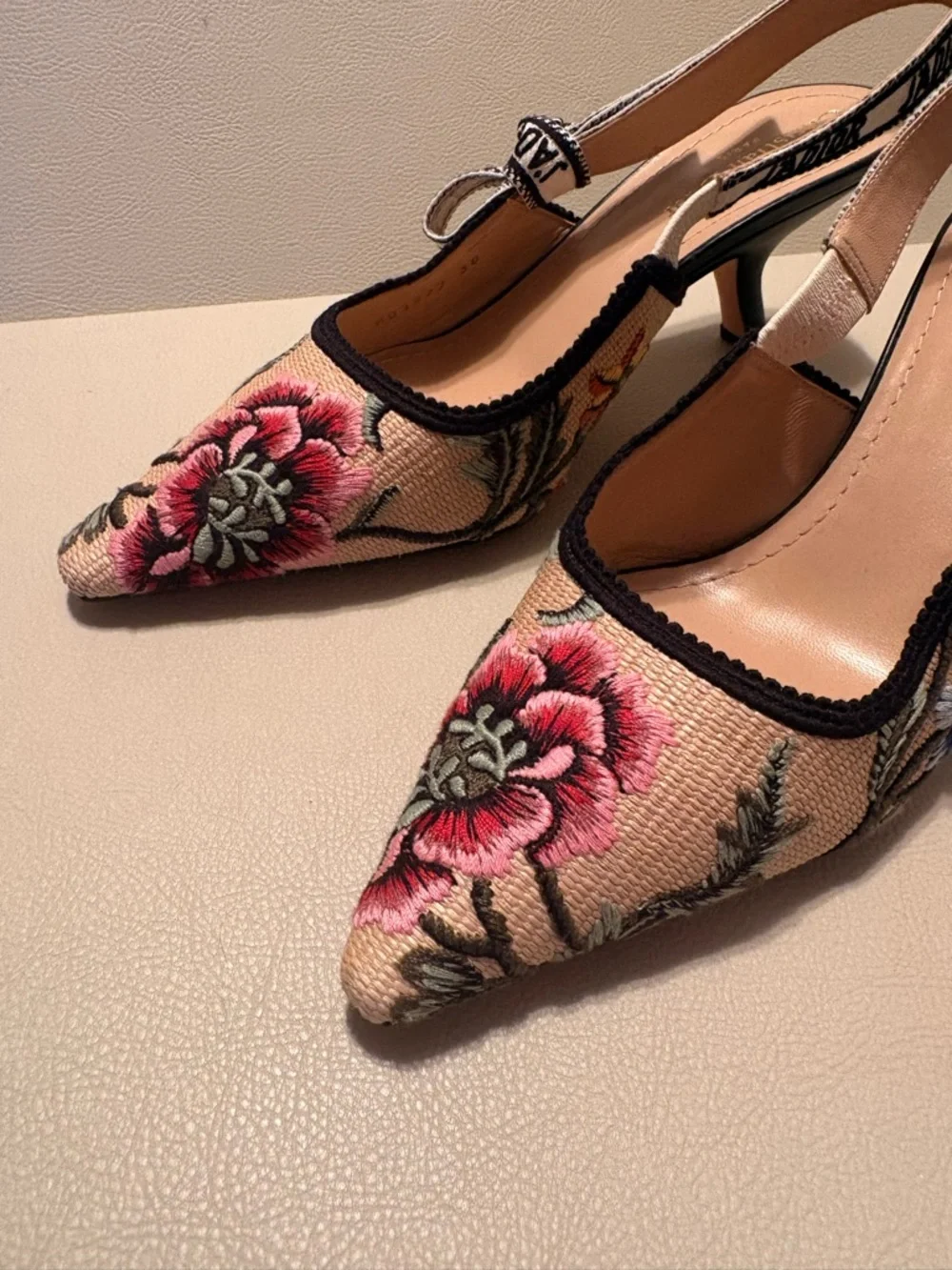 Christian Dior J’Adior Embroidered Slingback Pumps – Floral – Size 38 - Picture 4 of 11